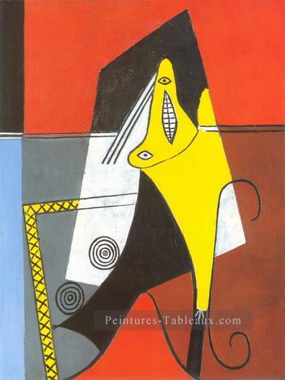 Femme dans un fauteuil 4 1927 Cubisme Peintures à l'huile